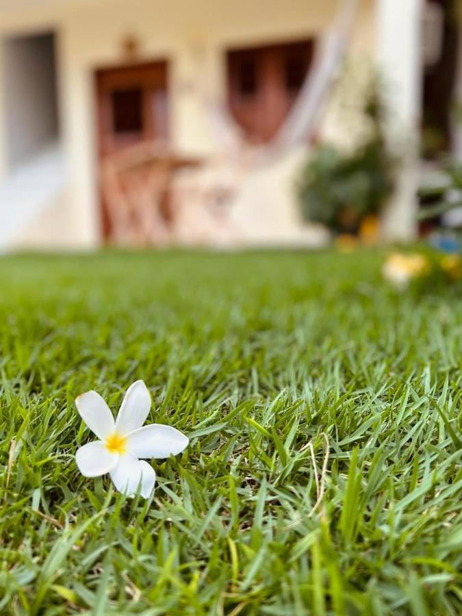 Suite Das Flores Em Guajiru Trairi Exterior foto